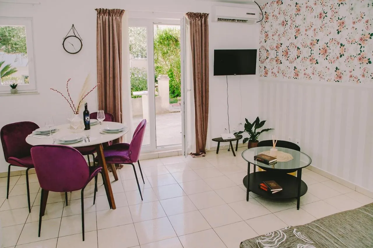 Apartment Jope Split