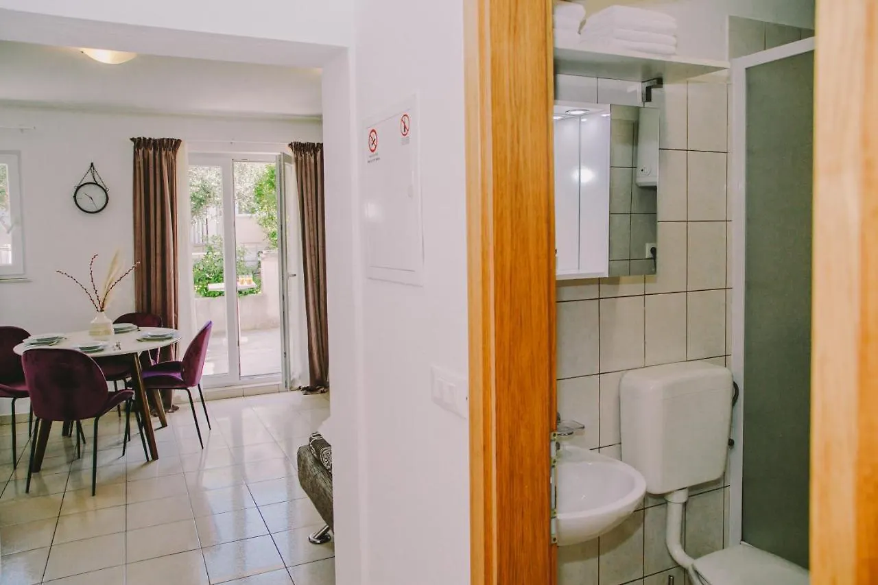 Apartment Jope Split 0*,  Croatia